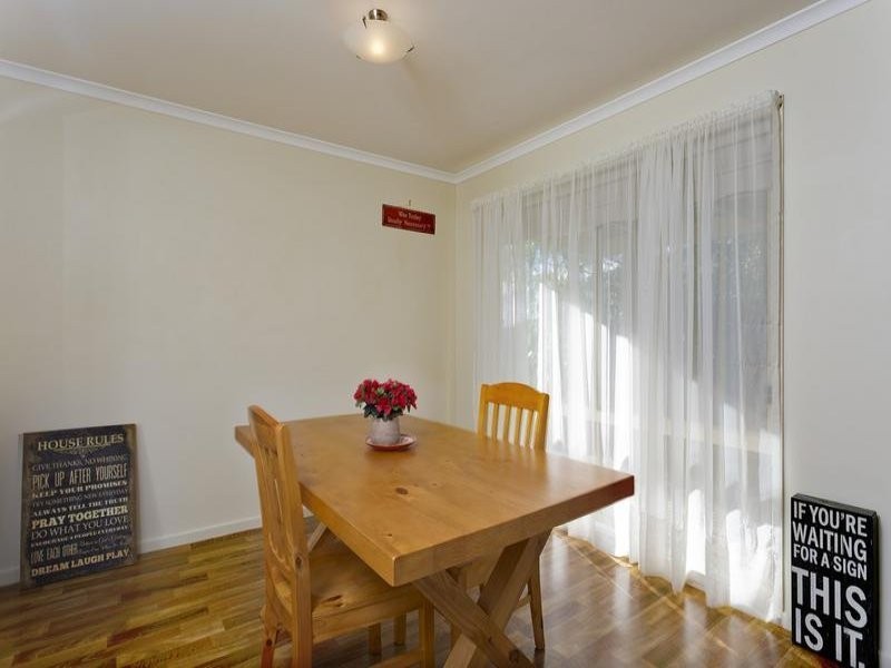 2/17 Inglewood Street, Golden Square VIC 3555