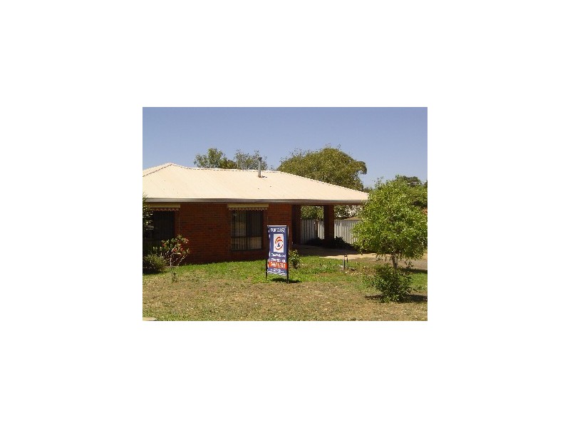 138 Olympic Parade, Kangaroo Flat VIC 3555