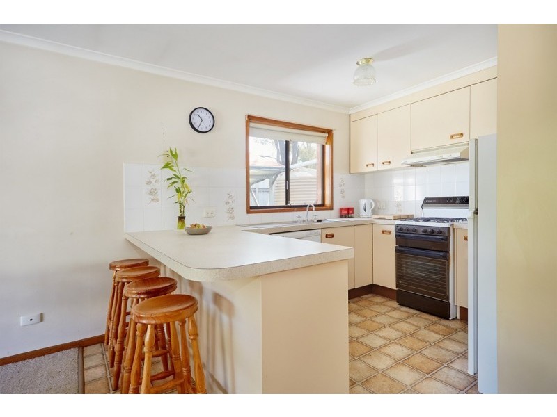 4/69 MacKenzie Street West, Golden Square VIC 3555