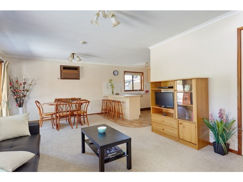 4/69 MacKenzie Street West, Golden Square VIC 3555