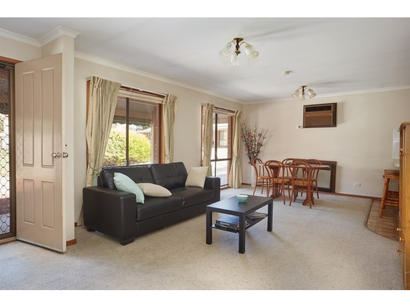 4/69 MacKenzie Street West, Golden Square VIC 3555