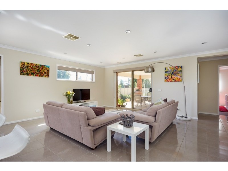 108 Myrtle Road, Epsom VIC 3551