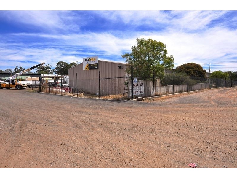 2-12 Hattam Street, Golden Square VIC 3555