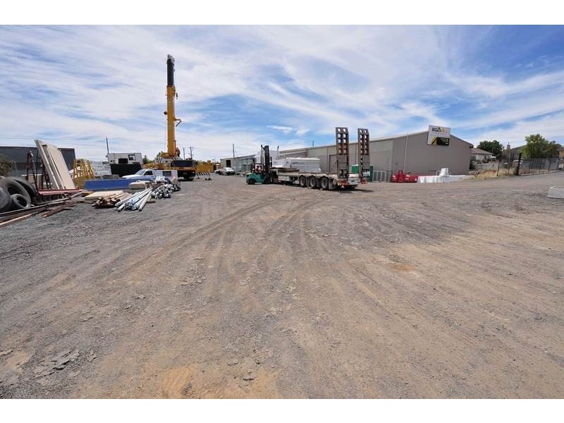 2-12 Hattam Street, Golden Square VIC 3555