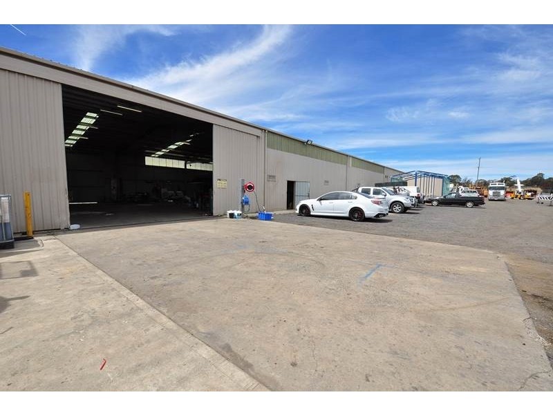 2-12 Hattam Street, Golden Square VIC 3555