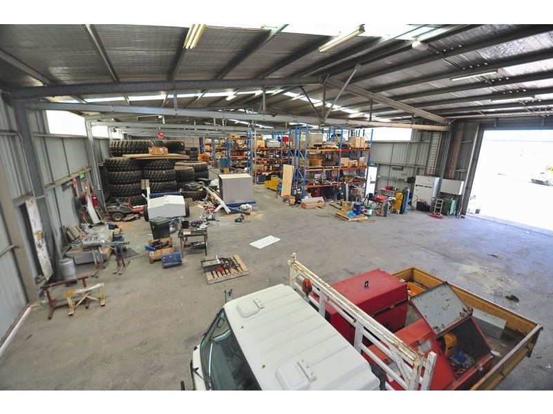 2-12 Hattam Street, Golden Square VIC 3555