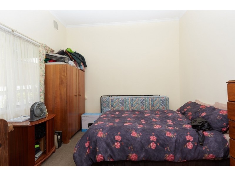 33 Railway Street, Kangaroo Flat VIC 3555