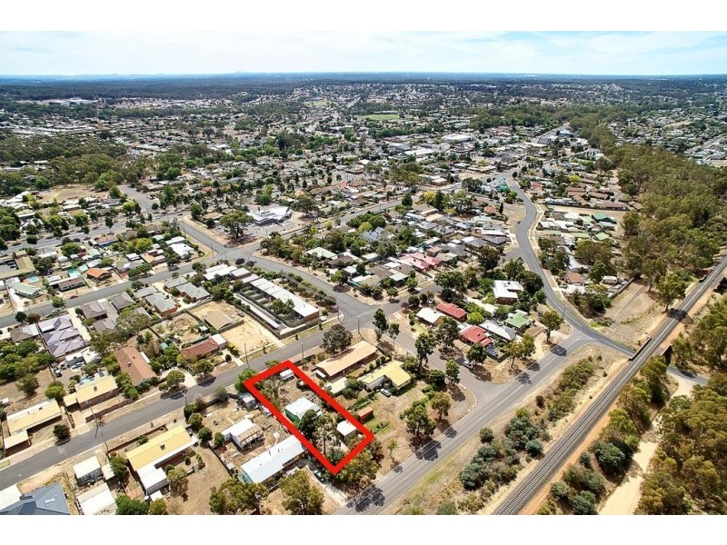 33 Railway Street, Kangaroo Flat VIC 3555