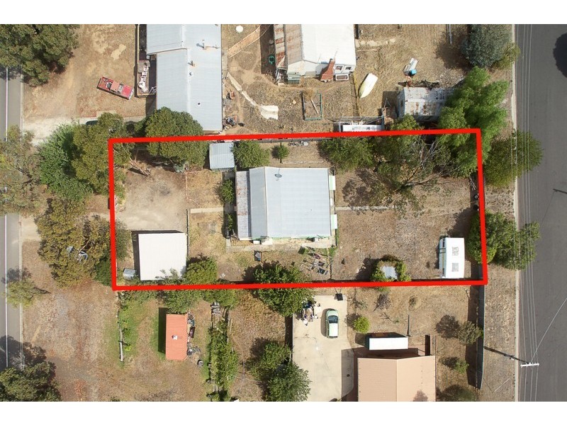 33 Railway Street, Kangaroo Flat VIC 3555