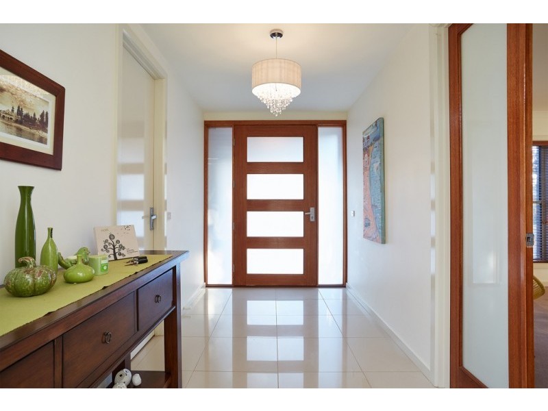 13 Janelle Drive, Maiden Gully VIC 3551