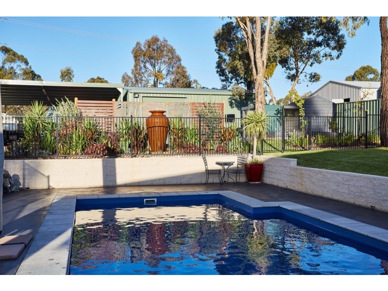 13 Janelle Drive, Maiden Gully VIC 3551