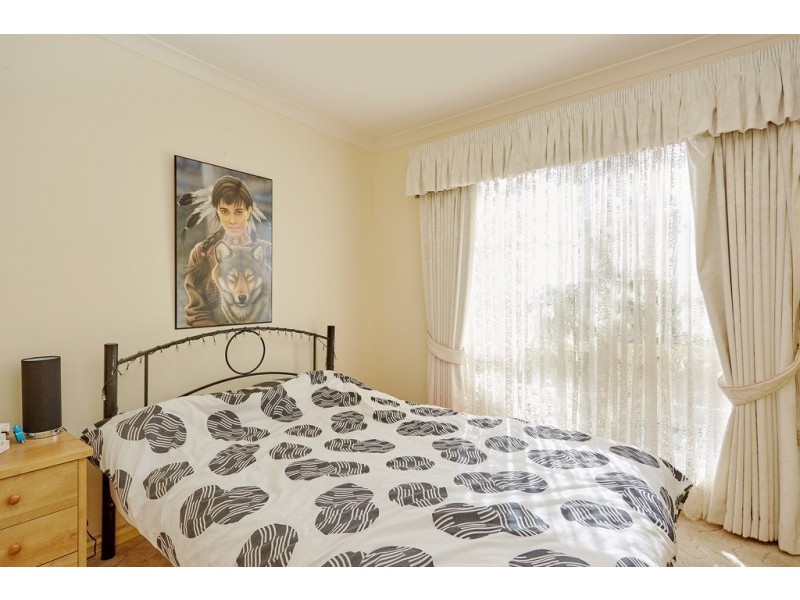 1 Noel Place, Spring Gully VIC 3550