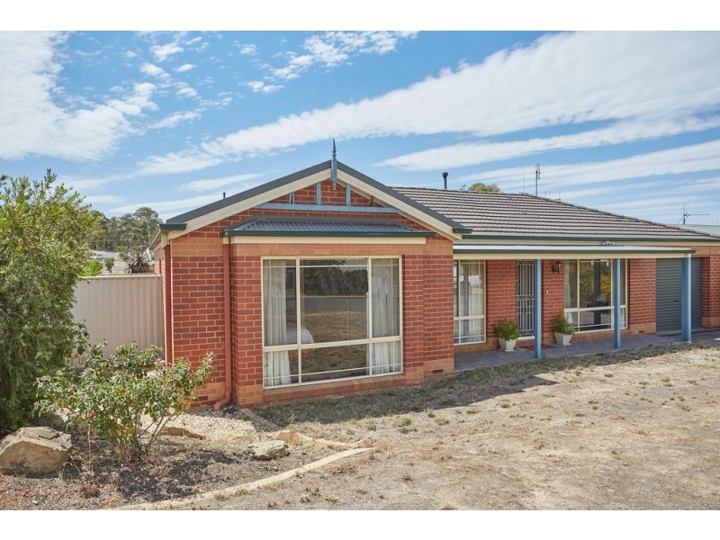 1 Bissell Drive, Golden Square VIC 3555