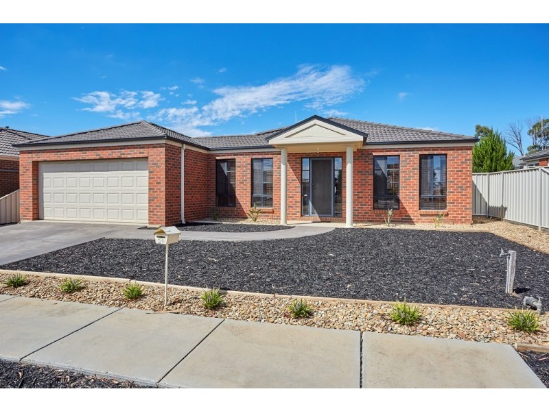 29 Greenview Circuit, Epsom VIC 3551