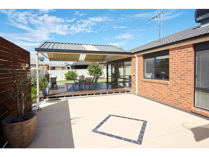 29 Greenview Circuit, Epsom VIC 3551