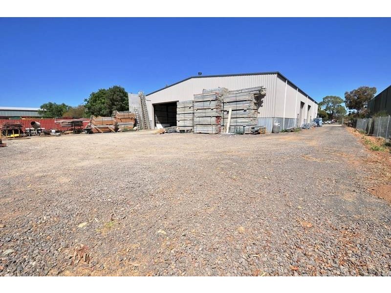 15 Maynard Drive, Epsom VIC 3551