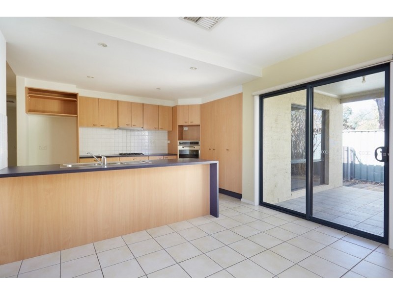 3 Grenoble Close, Spring Gully VIC 3550