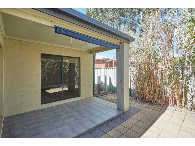 3 Grenoble Close, Spring Gully VIC 3550