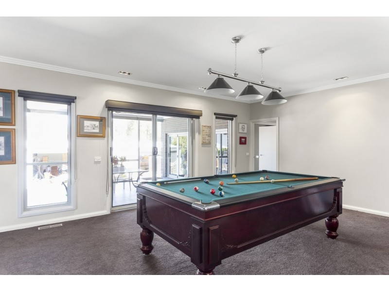 15 Kathleen Terrace, Maiden Gully VIC 3551