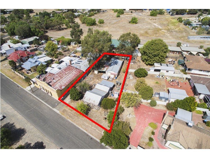 11 Hall Street, Eaglehawk VIC 3556