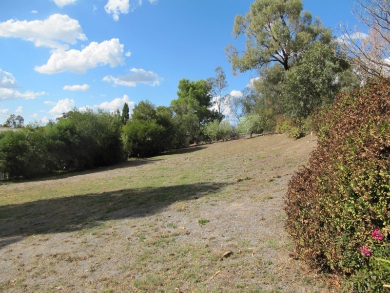 30 Landale Drive, Strathdale VIC 3550