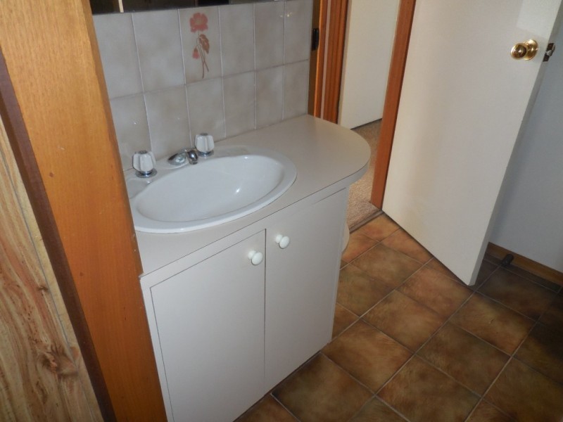 1/124 Upper Road, California Gully VIC 3556