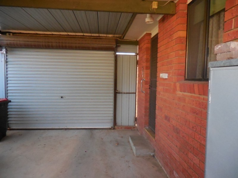 1/124 Upper Road, California Gully VIC 3556