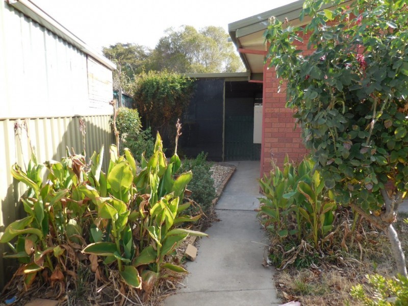 1/124 Upper Road, California Gully VIC 3556