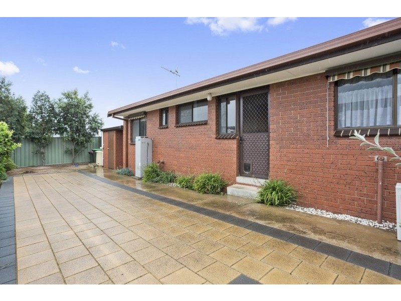 3/115 Bobs Street, White Hills VIC 3550