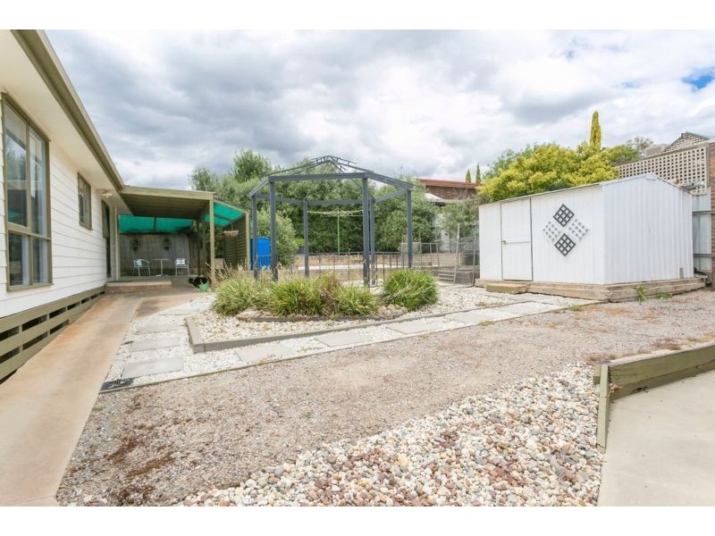 9 Buckie Street, California Gully VIC 3556