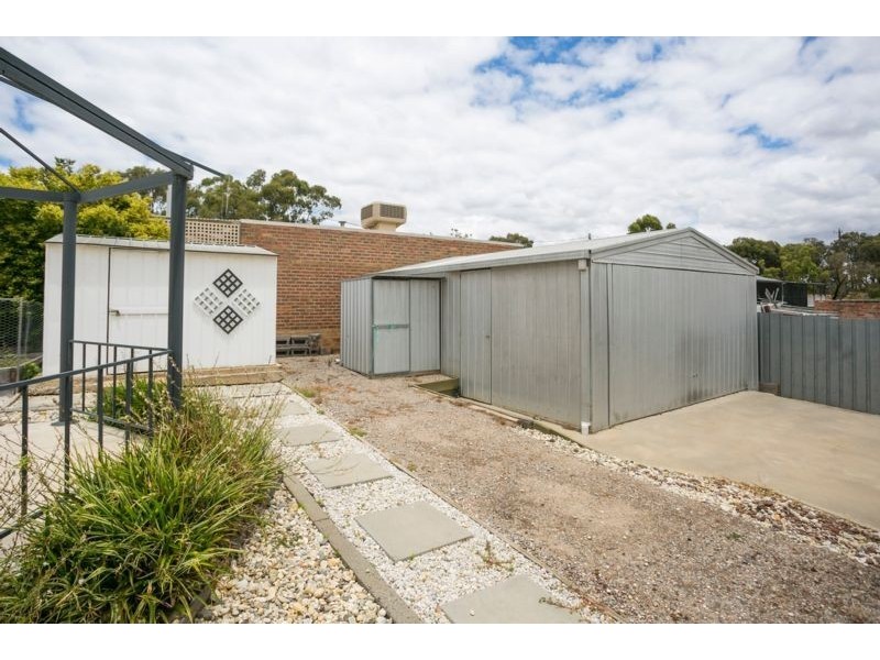9 Buckie Street, California Gully VIC 3556