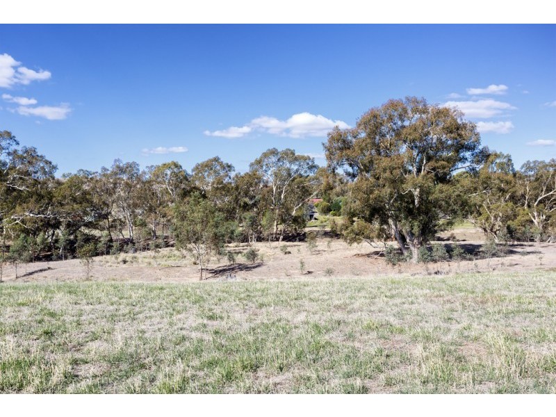 50 Sunrise Crescent, Lockwood South VIC 3551