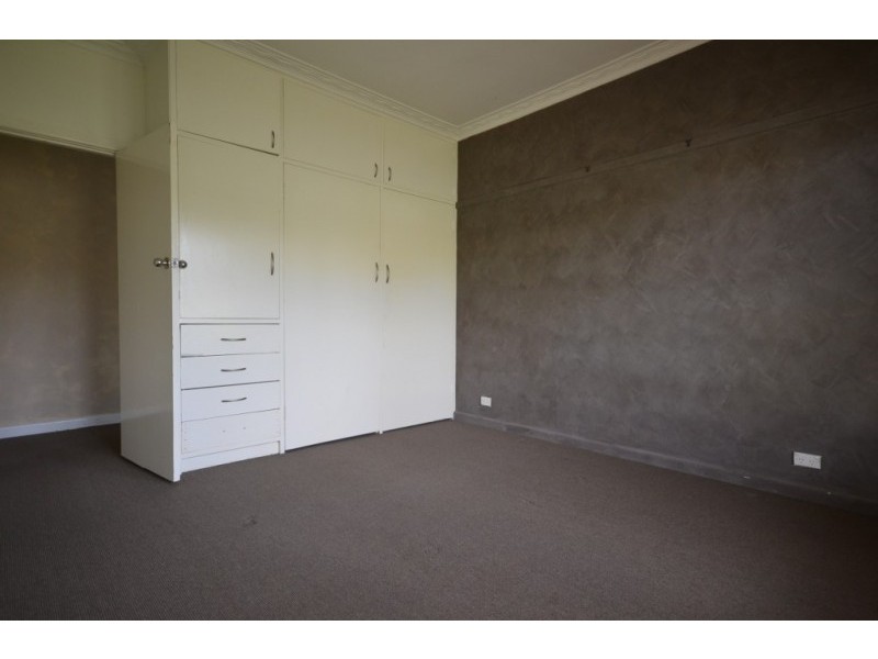 216 Neale Street, Flora Hill VIC 3550