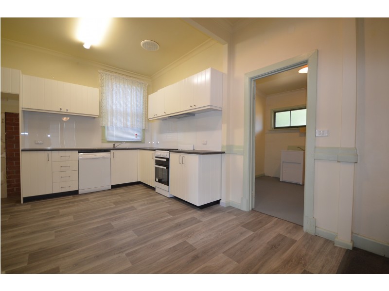 14 Burrowes Street, Golden Square VIC 3555