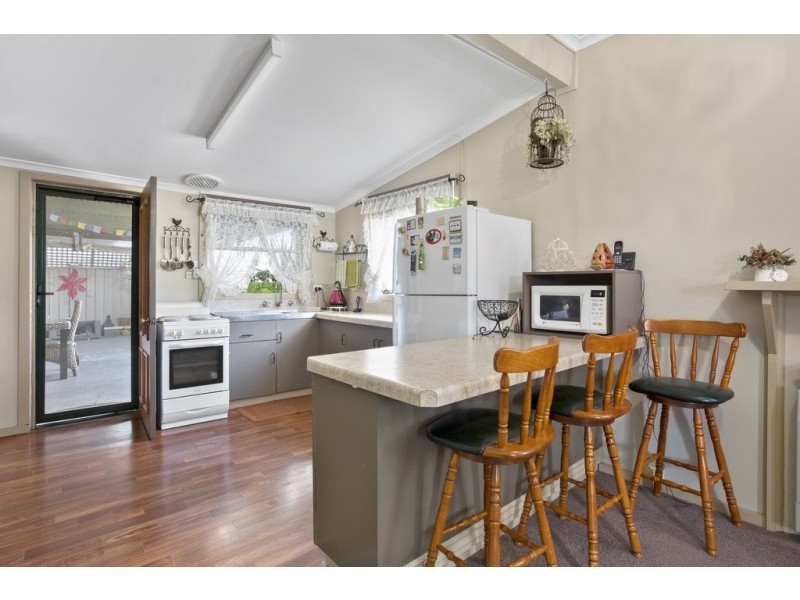 55 Powells Avenue, East Bendigo VIC 3550