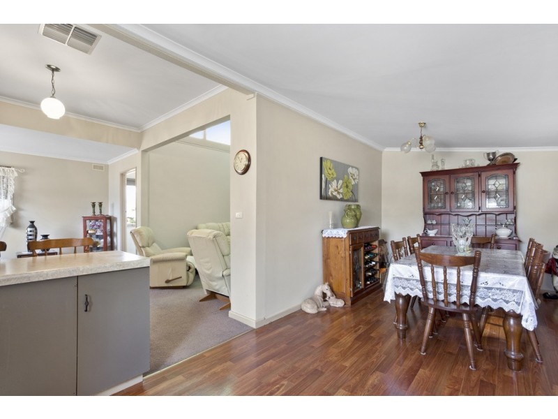 55 Powells Avenue, East Bendigo VIC 3550