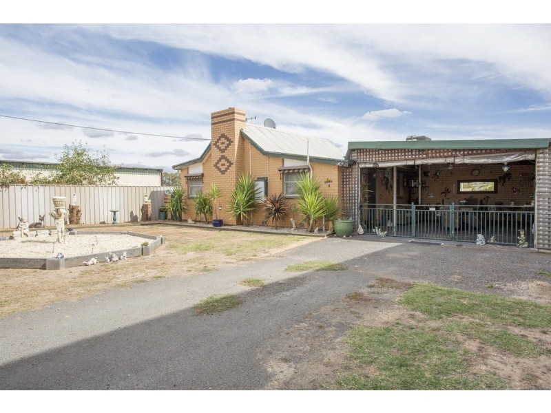55 Powells Avenue, East Bendigo VIC 3550