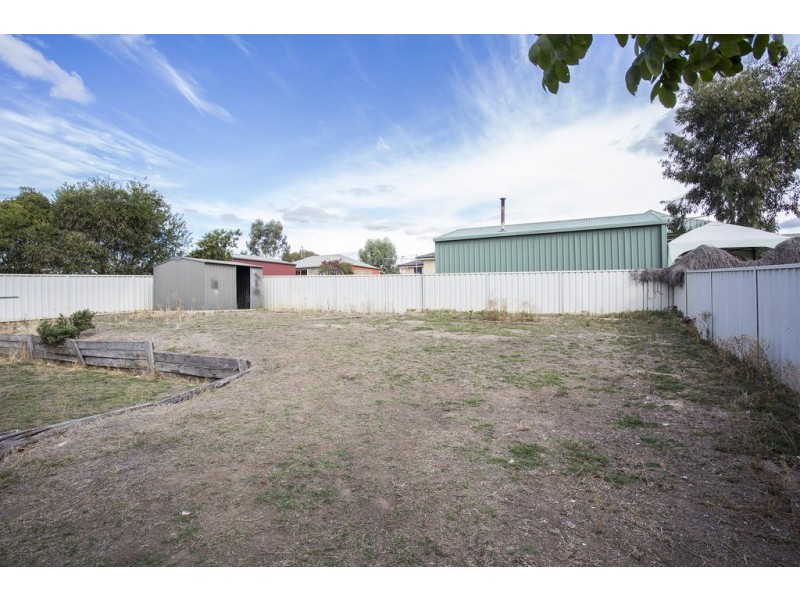 41 Queen Street, Kangaroo Flat VIC 3555