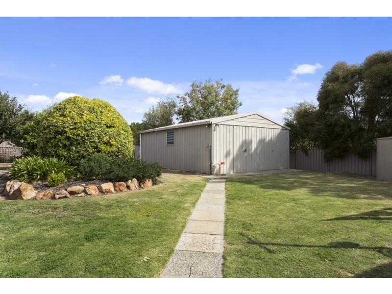 9 Snow Gum Court, Strathdale VIC 3550
