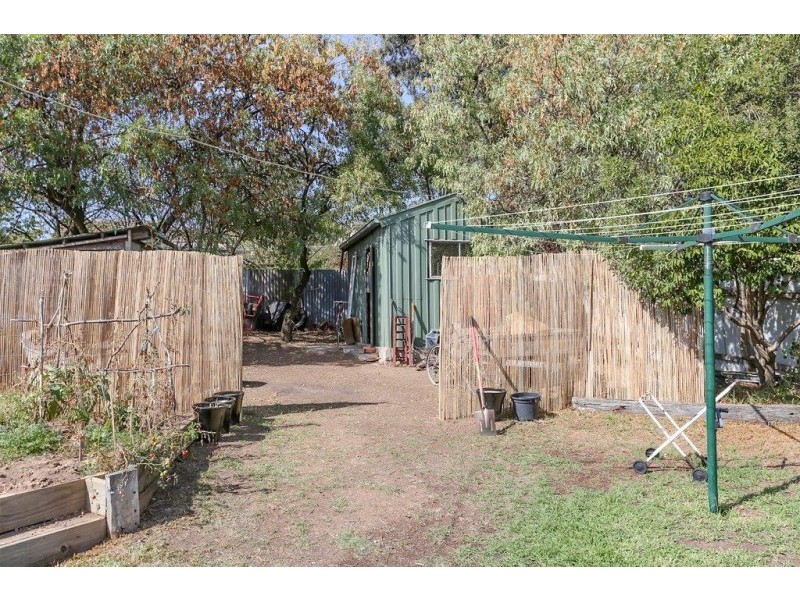 5 Benjamin Street, Kangaroo Flat VIC 3555