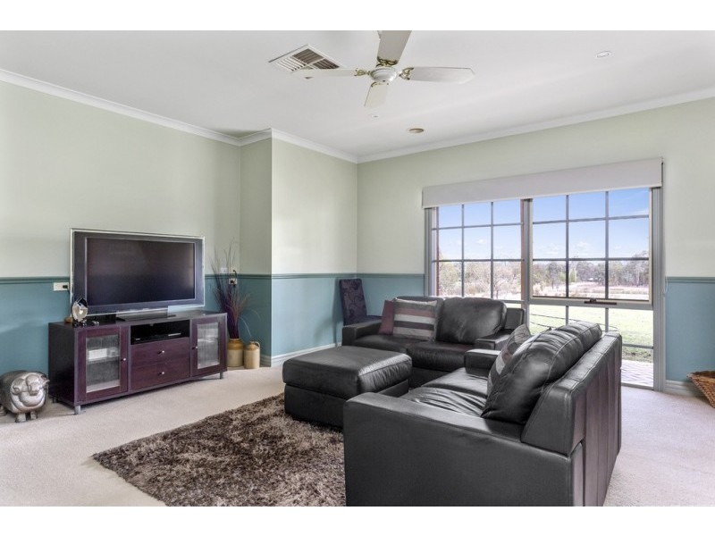 61 Sinclairs Road, Strathfieldsaye VIC 3551