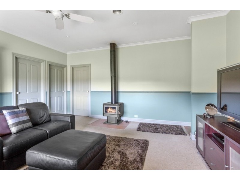 61 Sinclairs Road, Strathfieldsaye VIC 3551