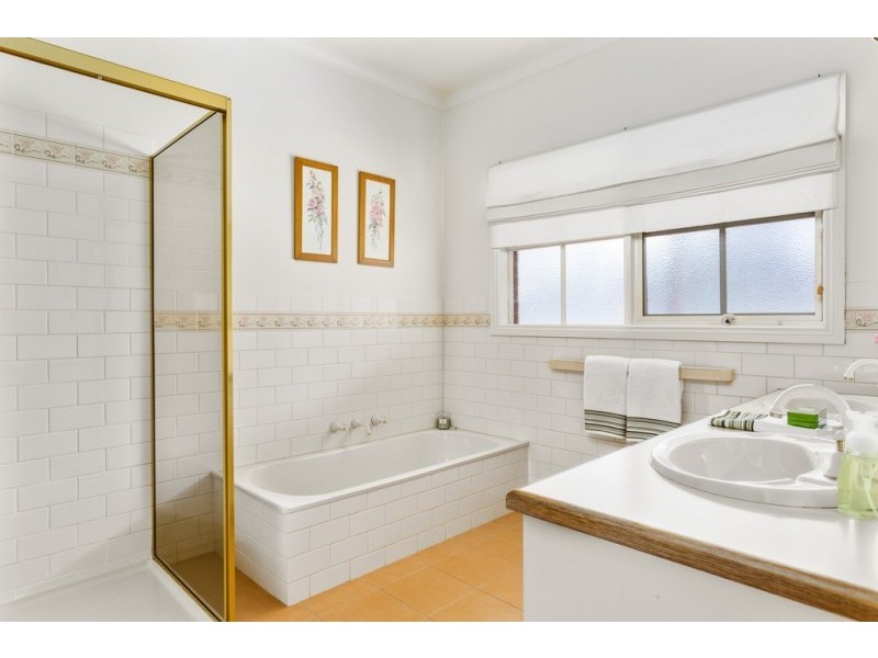 61 Sinclairs Road, Strathfieldsaye VIC 3551