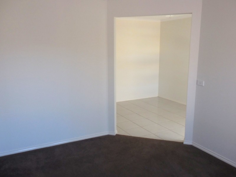 7 Rathlin Avenue, Junortoun VIC 3551