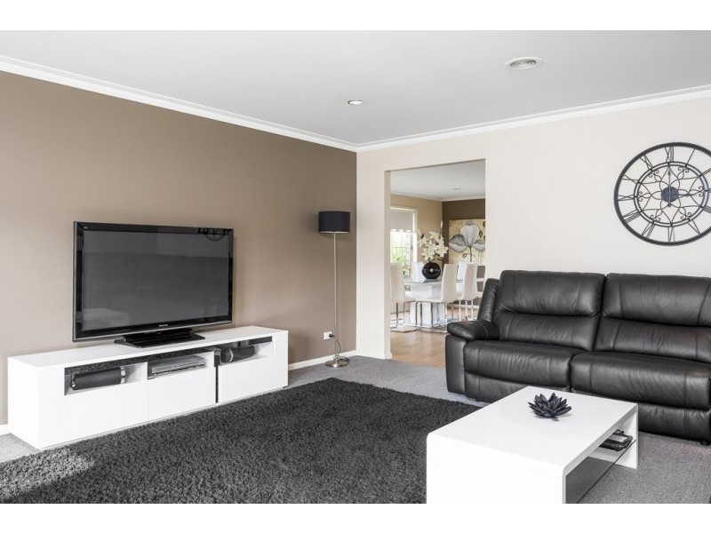 44 Brentwood Boulevard, Strathfieldsaye VIC 3551