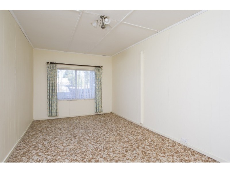 17 Smalley Street, California Gully VIC 3556