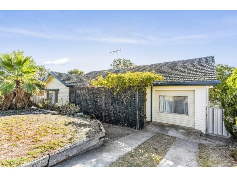 17 Smalley Street, California Gully VIC 3556