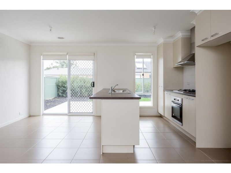 5 Arrawalli Avenue, Ascot VIC 3551