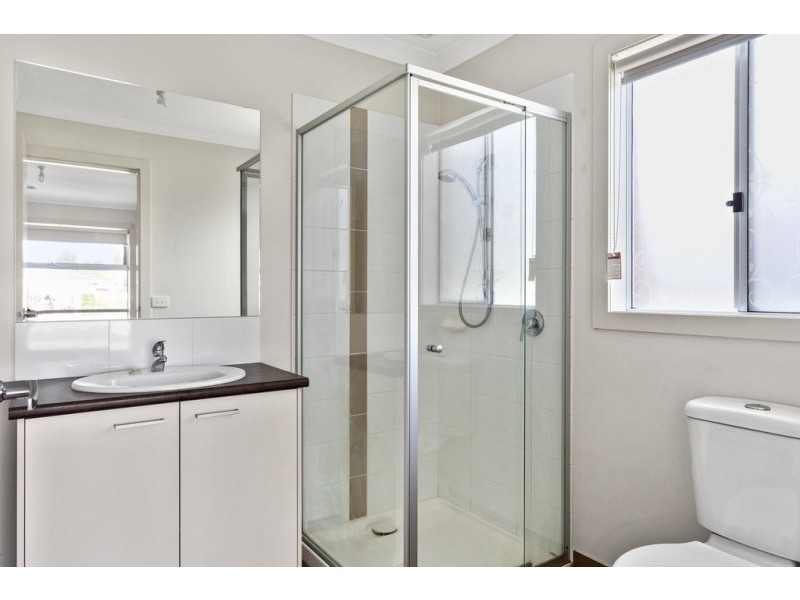 5 Arrawalli Avenue, Ascot VIC 3551