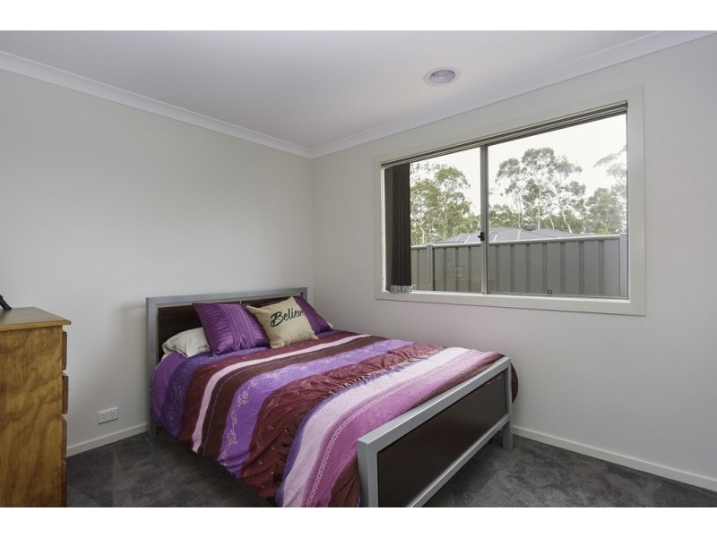 20 Casina Crt, Epsom VIC 3551